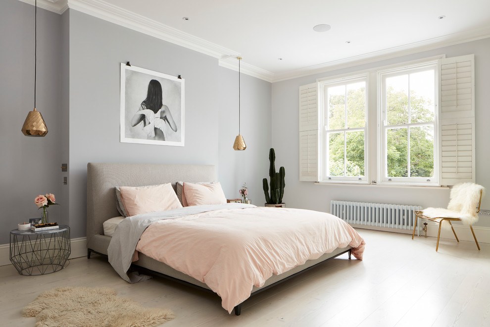 Поєднання рожевого і сірого в дизайні спальні в сучасному стилі